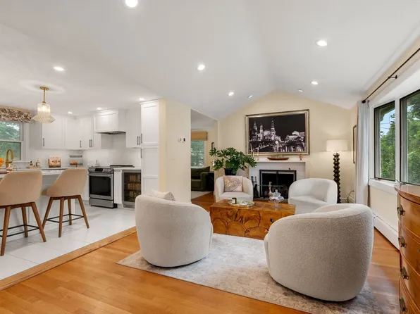 115 Ridge St, Arlington, MA 02474