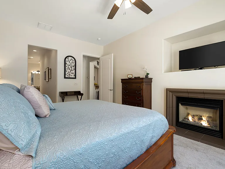 48663 Legacy Dr — Photo 13