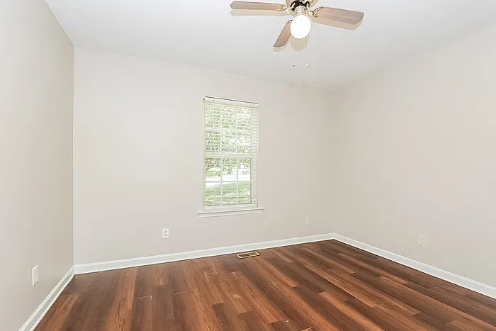 129 Cimmaron Dr — Photo 12