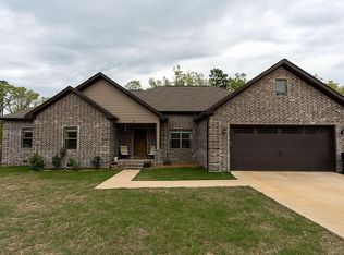 45 Riverwood Dr, Batesville, AR 72501