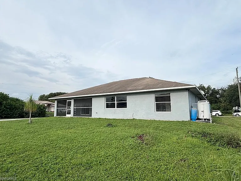 6143 Hendley Ct — Photo 36