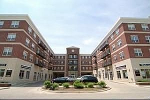1st image of 10 N Lake St APT 218