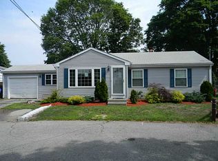 7 Doran Dr, Pawtucket, RI 02861