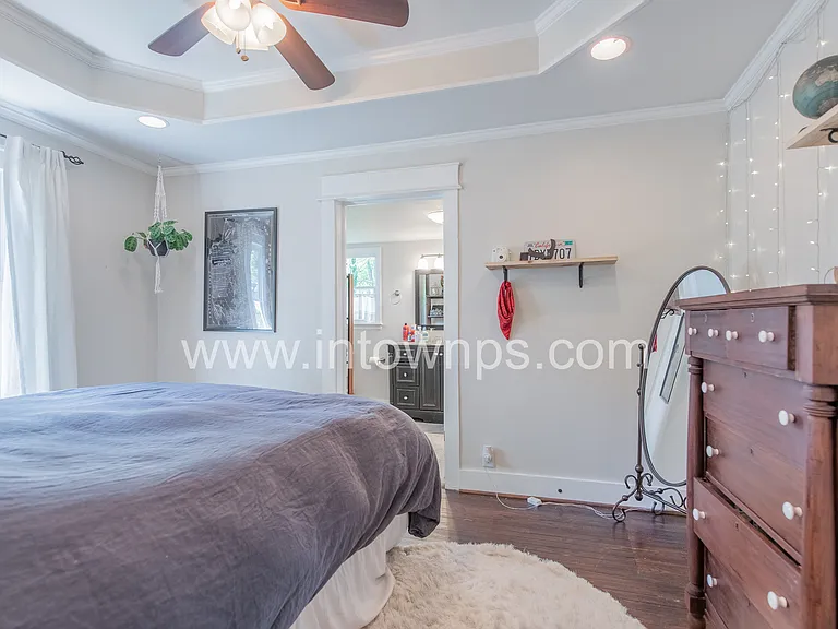 137 Dearborn St — Photo 10