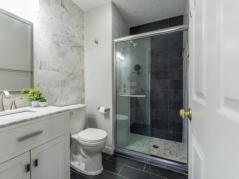 1550 Oakfield Dr — Photo 17