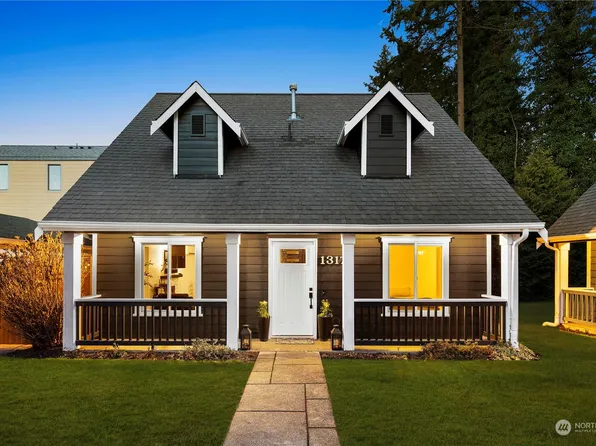 1317 N 184th Court #7, Shoreline, WA 98133