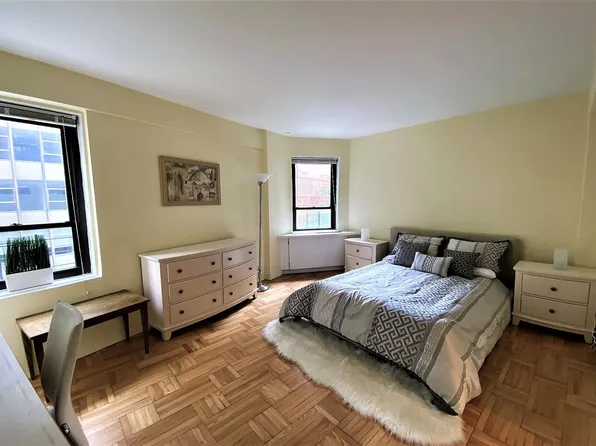210 East 47th Street image 1 of 17