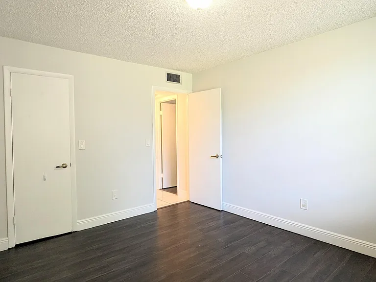 3253 Foxcroft Rd #210 — Photo 25