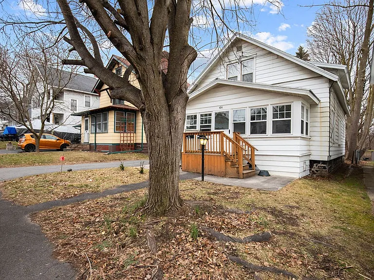 414 Herkimer St — Photo 1