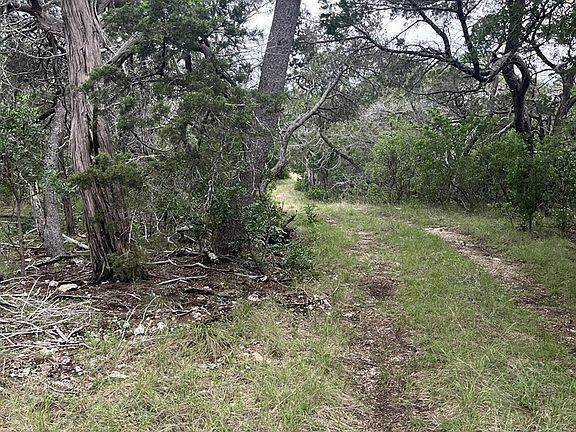 2nd image of 178 N Ringtail Rd