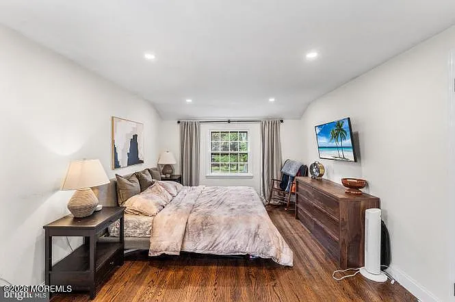 301 Westwood Dr — Photo 15