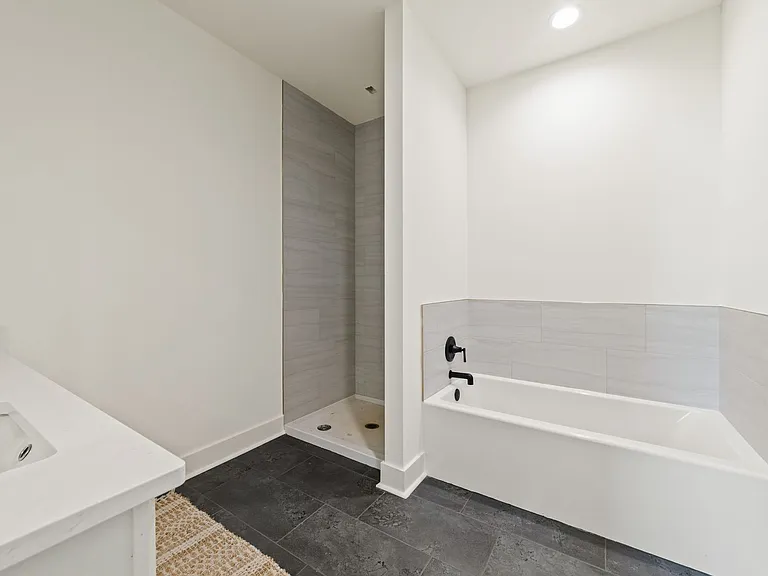 315 Sandstone Ave #205 — Photo 8