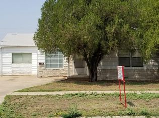 301 SE 5th St, Plainview, TX 79072