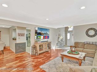 162 Colony Ln, Manalapan, NJ 07726