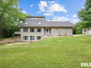 10406 96th Street Ct W, Taylor Ridge, IL 61284