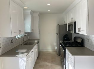 257 Ogle St #B, Costa Mesa, CA 92627