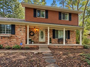 5521 Continental Rd, Grand Blanc, MI 48439