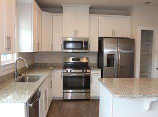 12 Roseridge Dr, Simpsonville, SC 29681