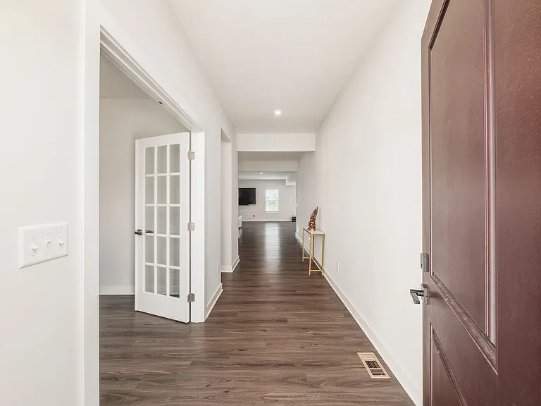 589 Melick Dr #1 — Photo 9