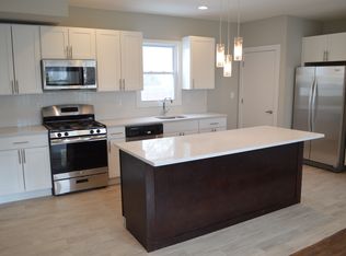 22 Park Ave, Maywood, NJ 07607