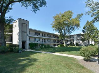 501 E Prospect Ave APT 2B, Mount Prospect, IL 60056