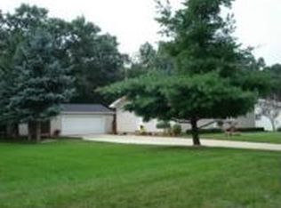 131 Ferris Dr, Brooklyn, MI 49230
