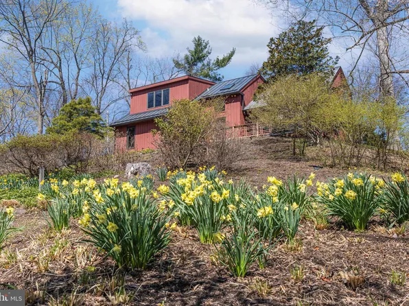 101 Rogers Rd, Furlong, PA 18925