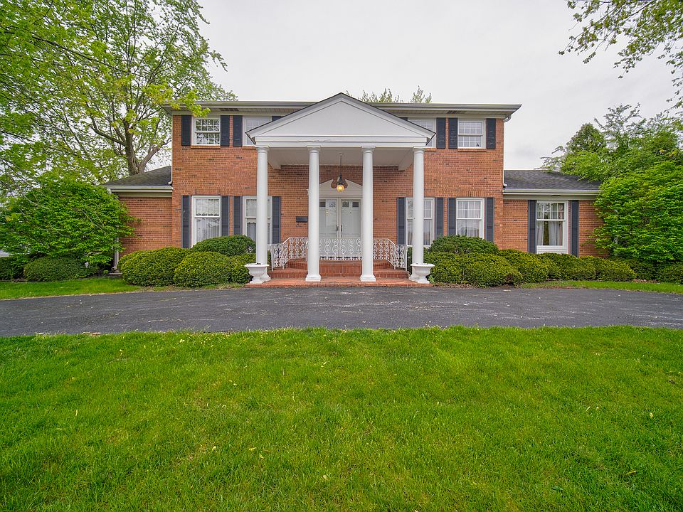 1st image of 880 Damico Dr