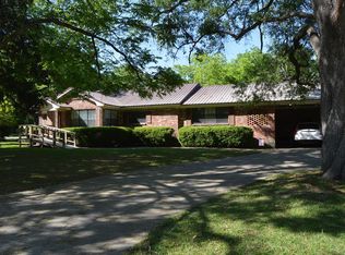 192 Broad St, Iron City, GA 39859