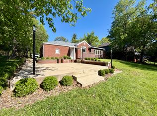 136 E Hazel Dell, Springfield, IL 62712