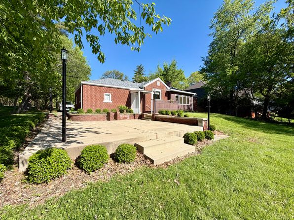 136 E Hazel Dell