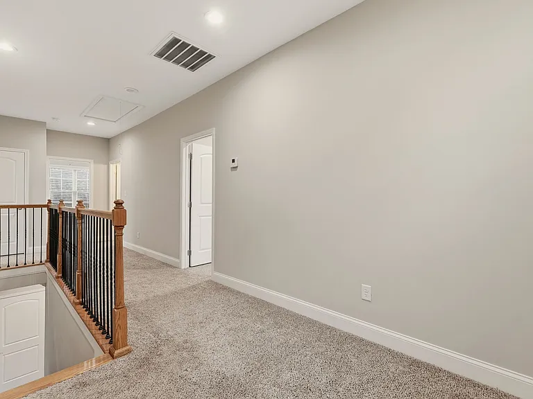 9924 Winding Hill Ln — Photo 28