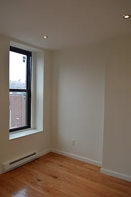 Rented by CoSo Apartments | media 75