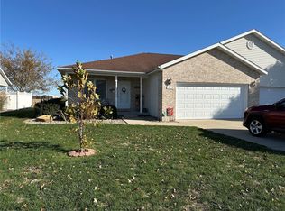 3020 Sugar Mill Ct, Effingham, IL 62401