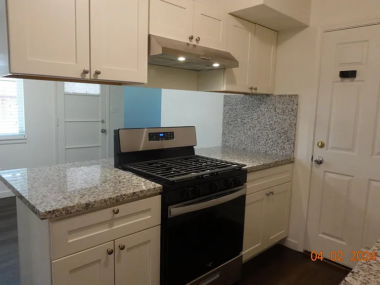 3724 Elkhorn Blvd — Photo 8