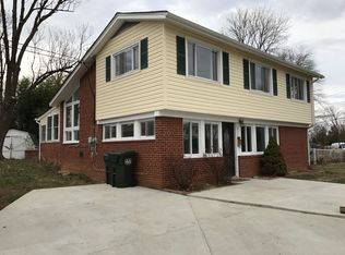 6322 Merle Pl #1, Alexandria, VA 22312