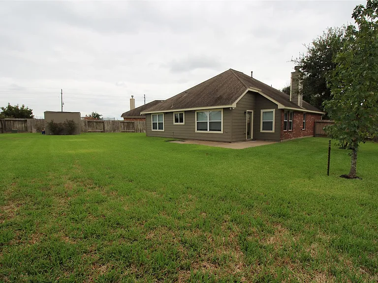 3707 Autumn Branch Ct — Photo 18