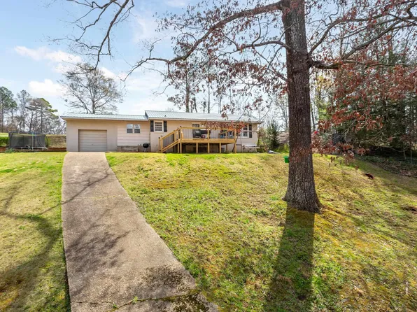 124 Dogwood Ave, Anniston, AL 36201