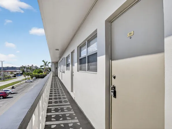 941 Crystal Lake Drive #311, Deerfield Beach, FL 33064