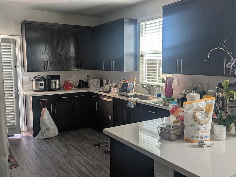 10873 Portico Cir — Photo 32