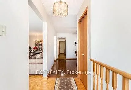 4308 Curia Cres #UPPER — Photo 5