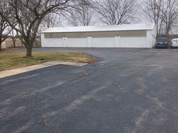 3rd image of 205 S Shabbona Rd #D