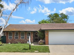 2207 Oxford Way, Lodi, CA 95242