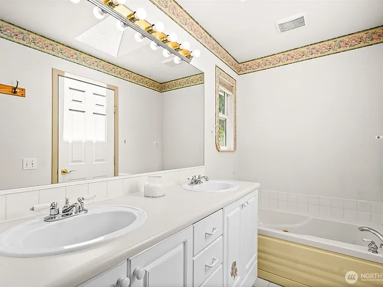 13007 Sunridge Way E — Photo 13