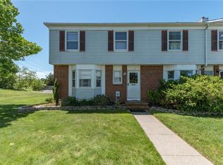 12 Begonia Ct, Sayreville, NJ 08872