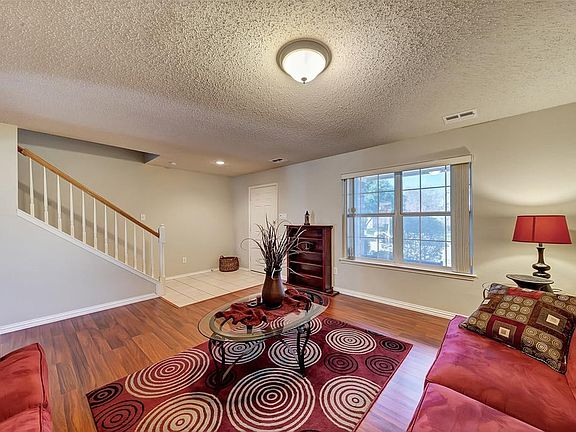 4th image of 2308 Bantry Ln