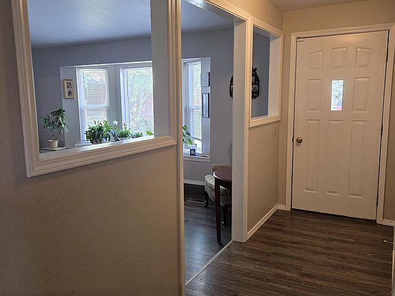 3rd image of 7382 W Danbury Ct