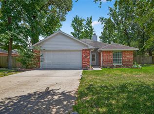 6719 Woodland Oaks, Magnolia, TX 77354