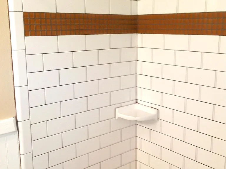 Recently Ceramic Tiled Shower / Tub