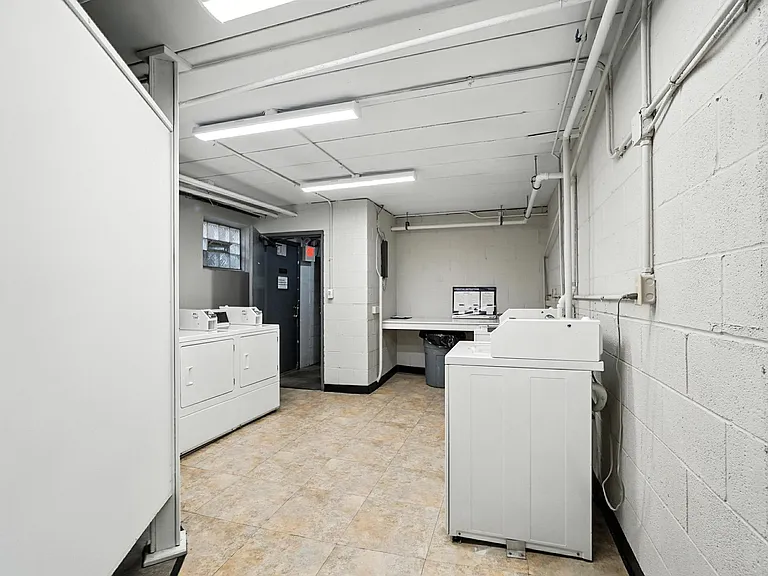 2270 Madison Rd #1B — Photo 44